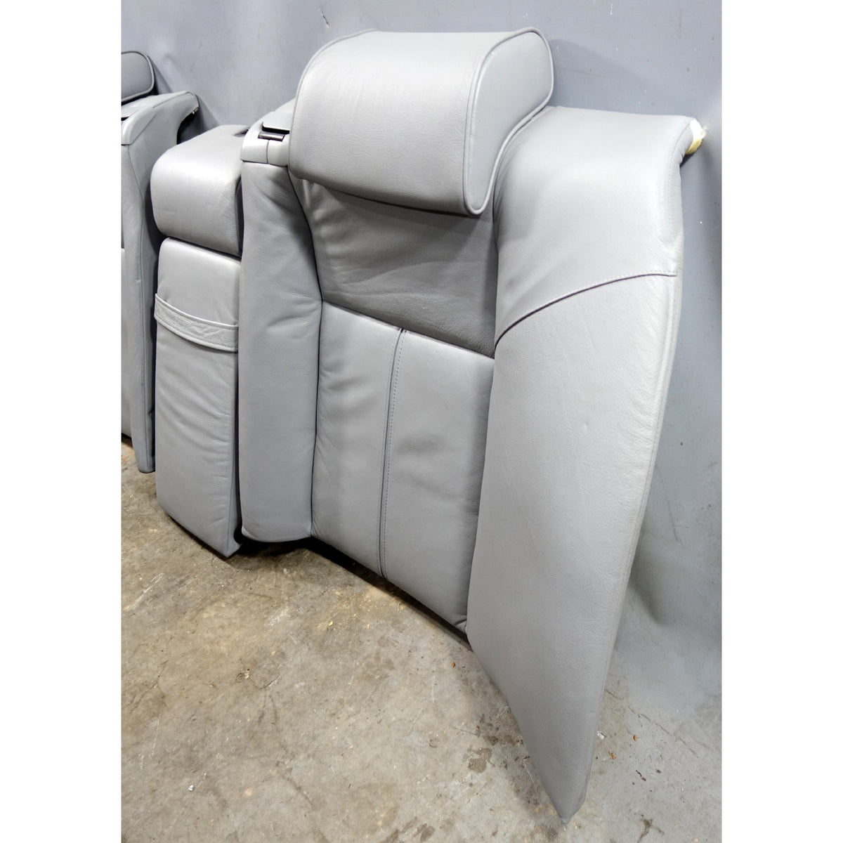 1996-2001 BMW E38 7-Series Contour Rear Seat Backrest w/o Heat Grey Leather OEM