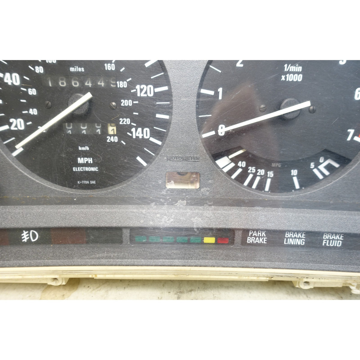 Damaged BMW E30 Instrument Cluster Speedometer Tachometer OEM 1988-1993