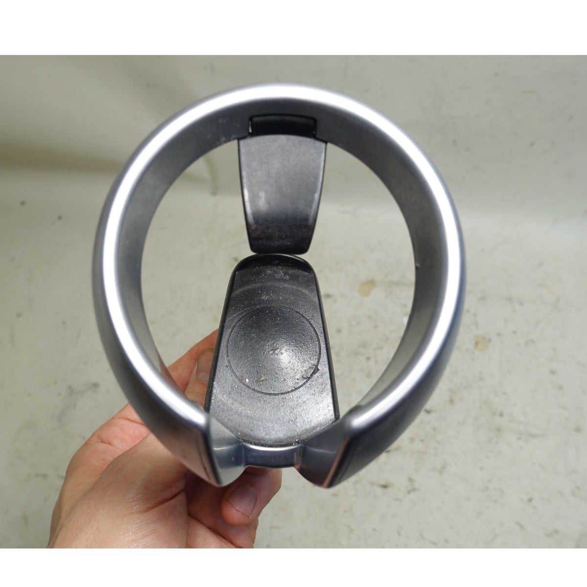 08–10 BMW E63 E64 M6 Factory Front Center Armrest Cup Holder Shiny Pearl OEM