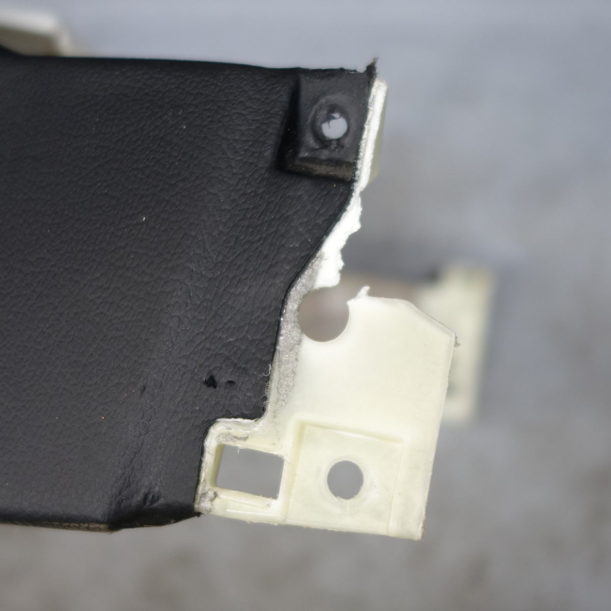 Damaged 2017-2023 BMW G30 5-Series Front Center Console Shell Black Sensatec OEM