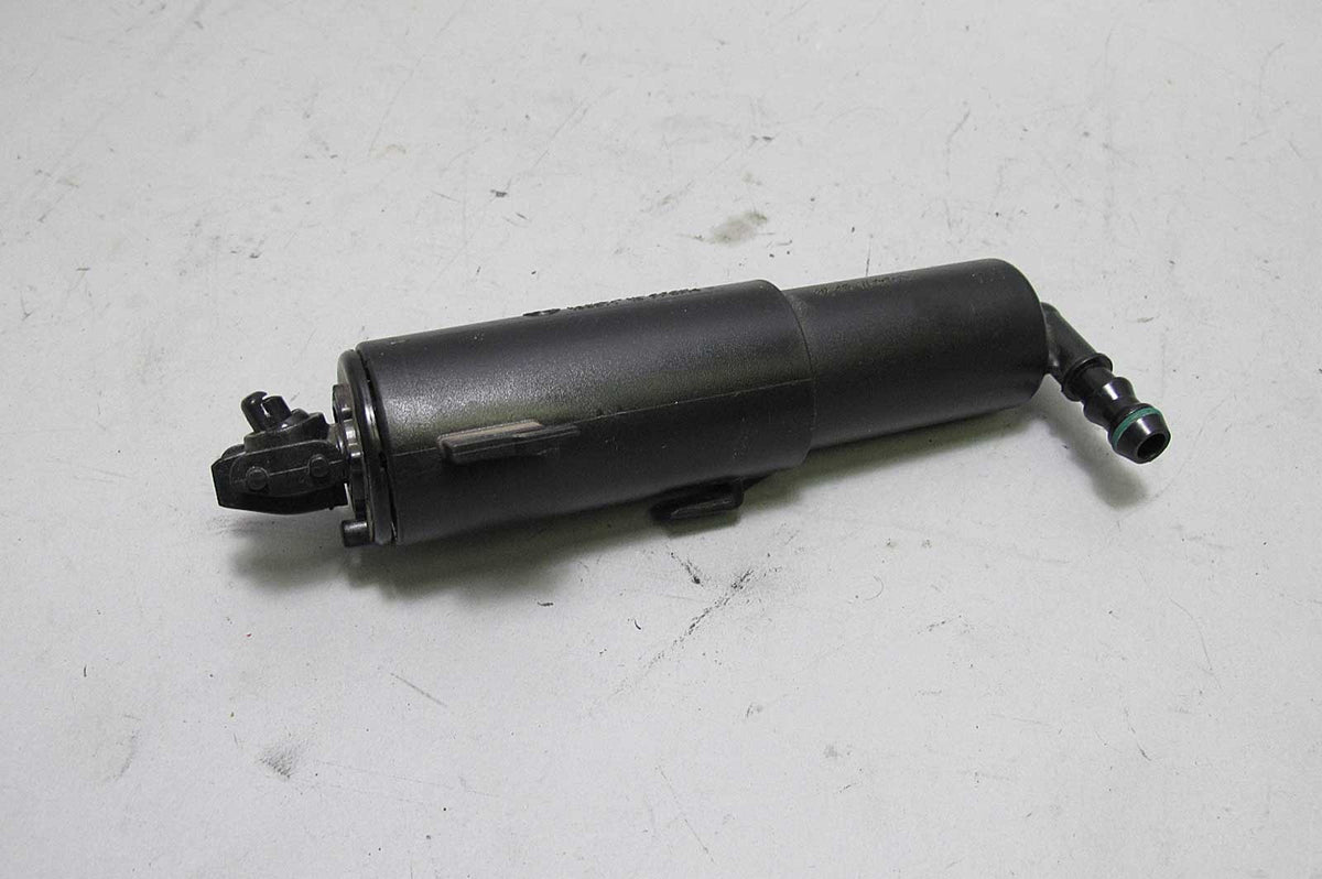BMW E90 E92 3-Series Headlight Washer System Nozzle Sprayer 2006-2012 OEM USED