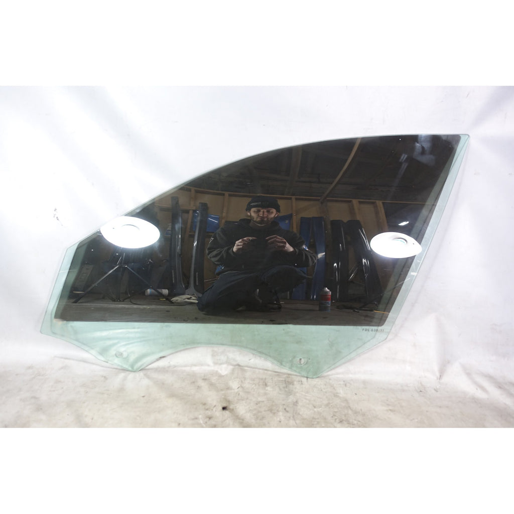 2017-2020 BMW G30 5-Series Left Front Window Glass Pane OEM *Scratchs*