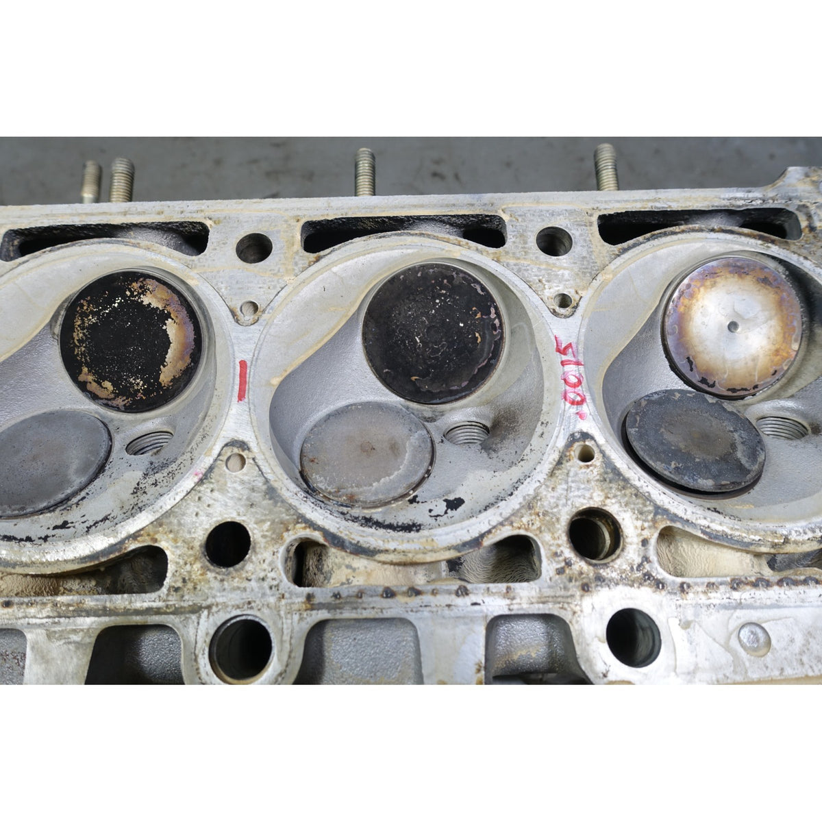 Damaged 87-91 BMW M20B25 Cylinder Head Cam Rockers Valves E30 E28 OEM 1407885