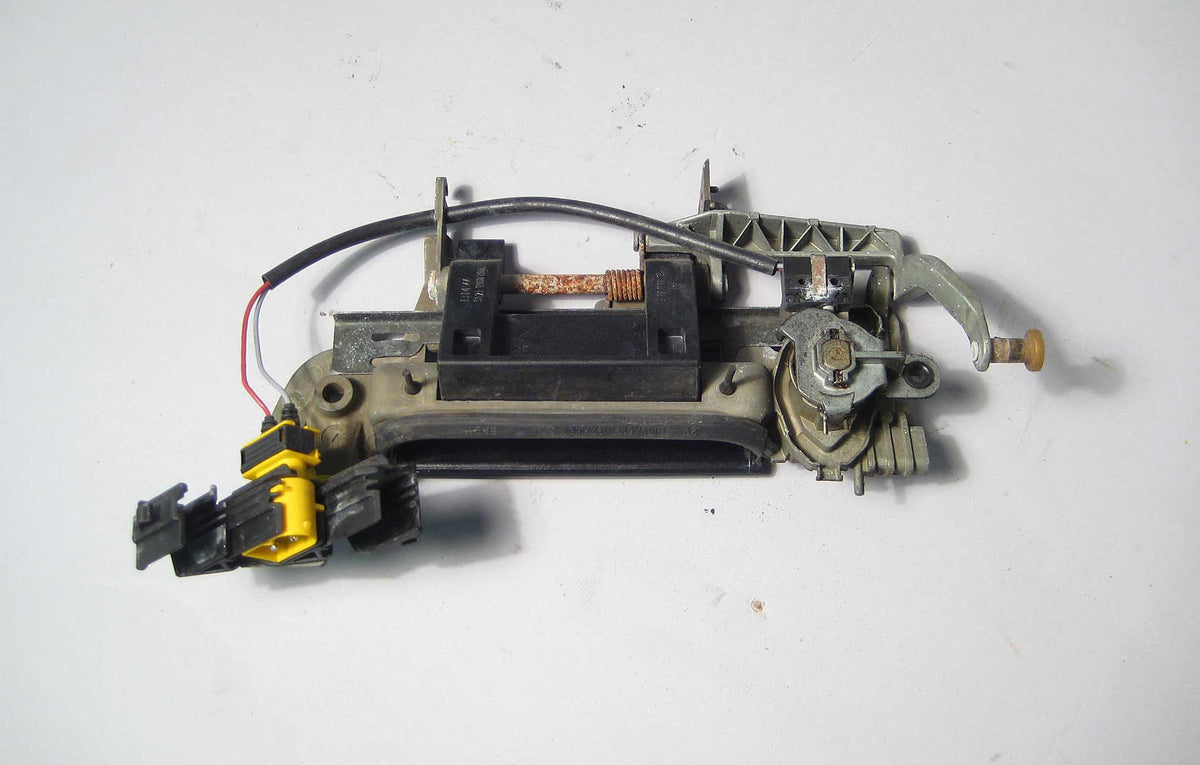 01/94-09/95 BMW E36 Right Front Passenger Exterior Door Handle Lock OEM