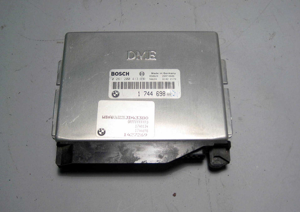 BMW M50 Engine Computer ECU DME 413 Silver w EWS 1993-1995 E34 E36 0261200413