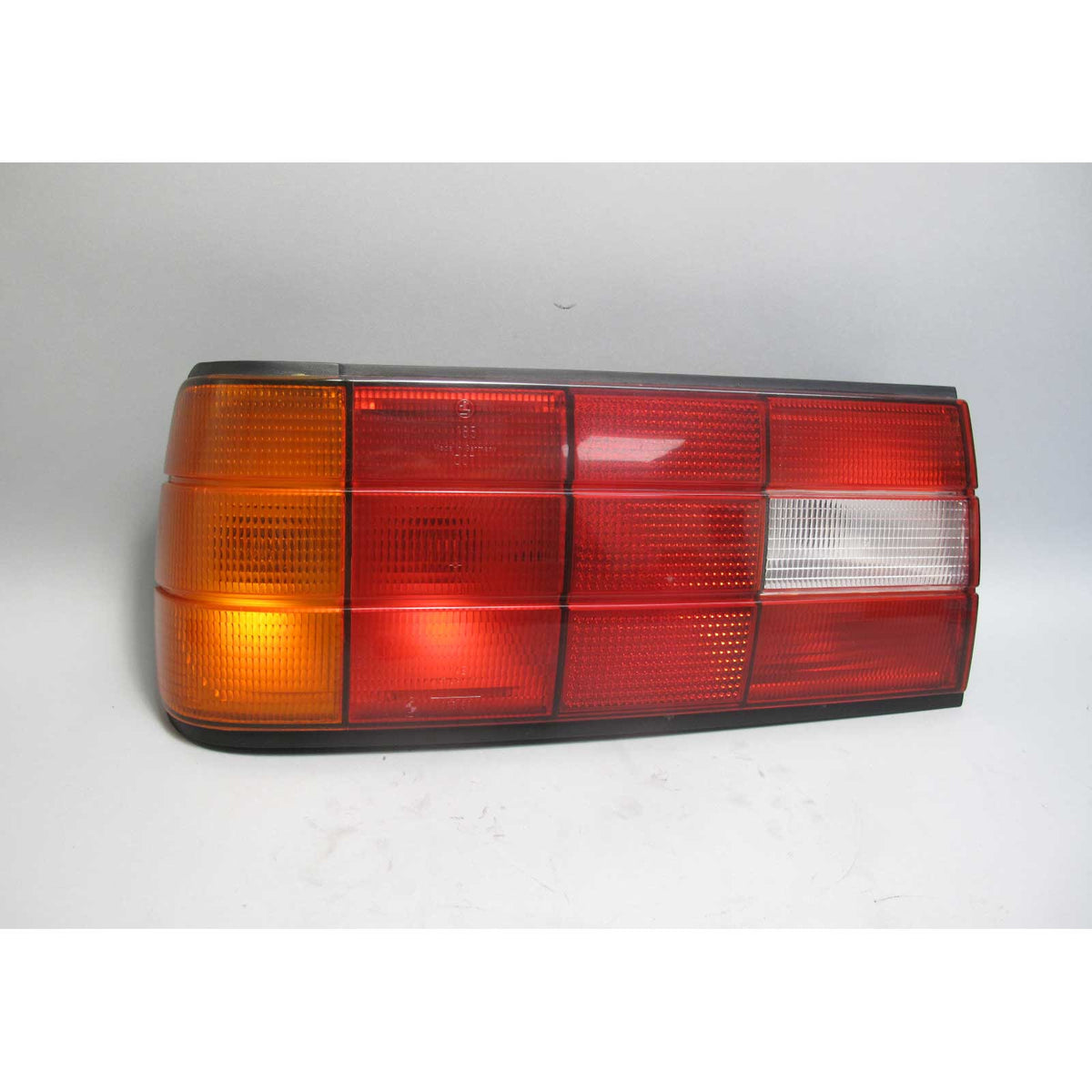 BMW E30 3-Series Late Model Left Rear Drivers Tail Light Lamp Housing w Tray OEM