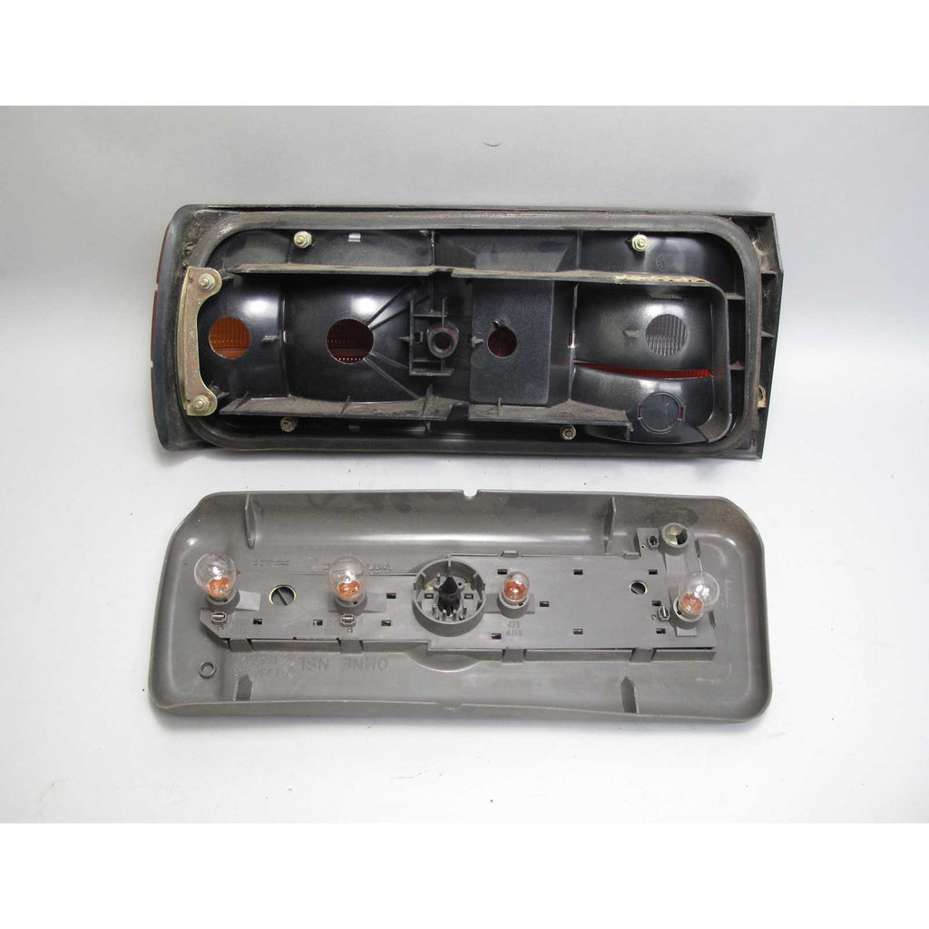 BMW E30 3-Series Late Model Right Rear Passen Tail Light Lamp Housing w Tray OEM