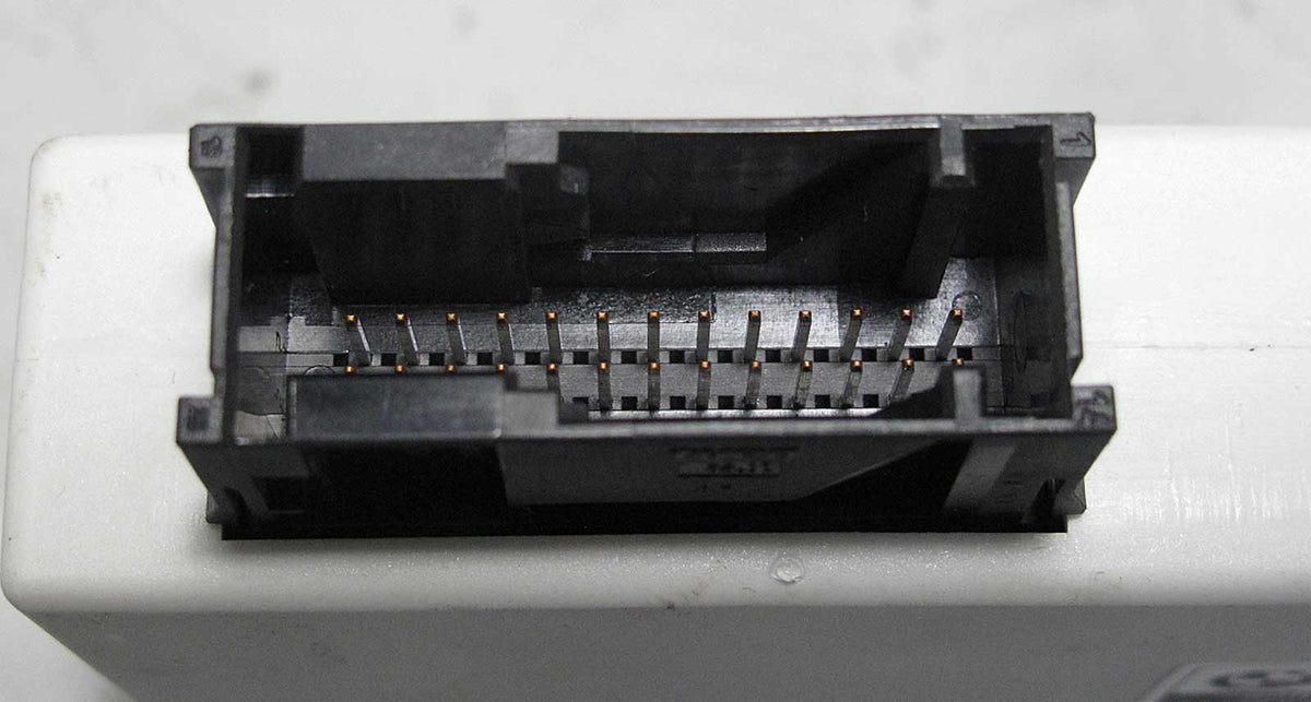 BMW E60 E64 X5 Passive Go Comfort Access Antenna Control Module 2006-2014 OEM
