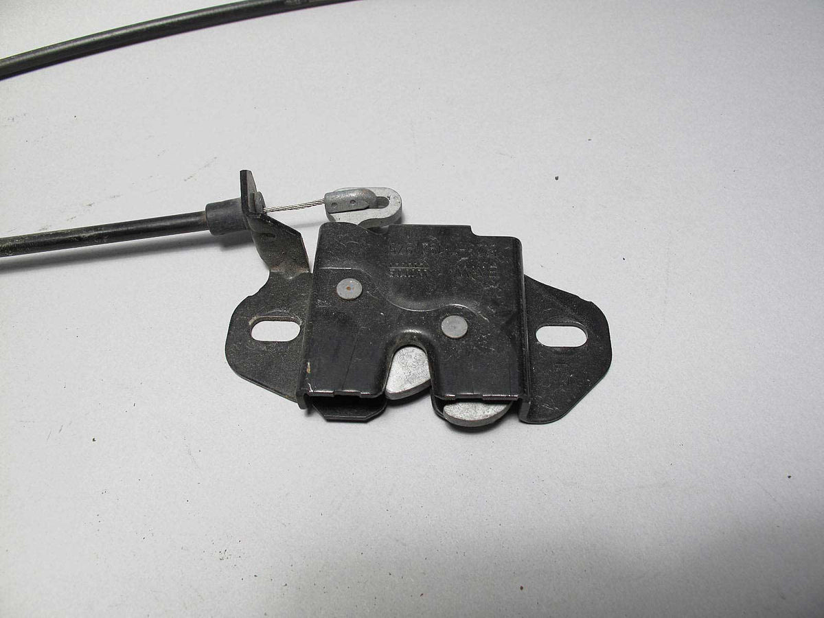 BMW E85 E86 Late Model Hood Bonnet Latch Lock Set w Cable 2007-2008 USED OEM