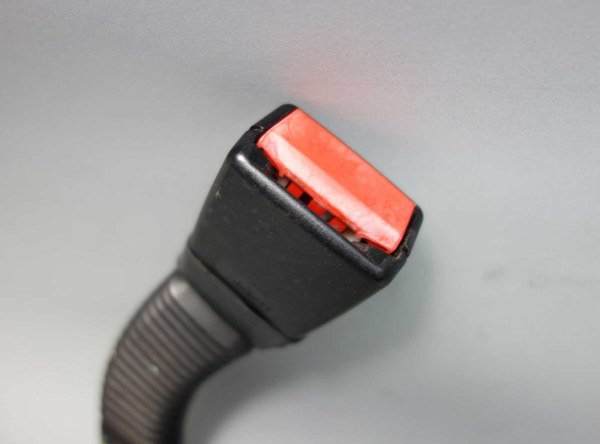 2001-2010 BMW X3 X5 Left Front Seat Belt Buckle Lower w Tensioner USED OEM