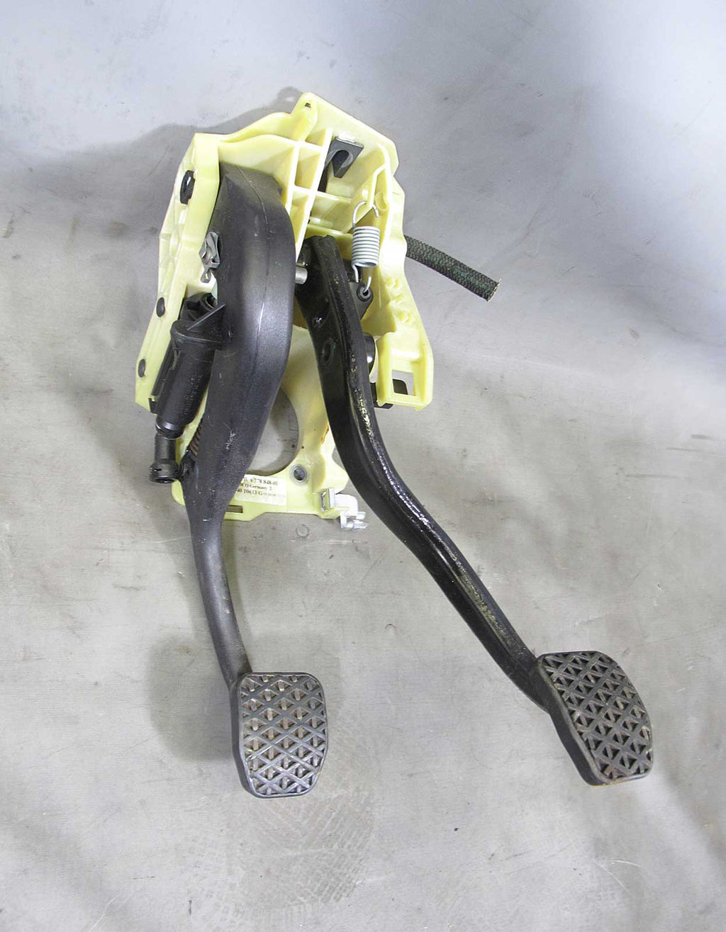 BMW 5-Series E60 6-Series E63 OEM Clutch Pedal Assembly w/ Master Cylinder 04-10