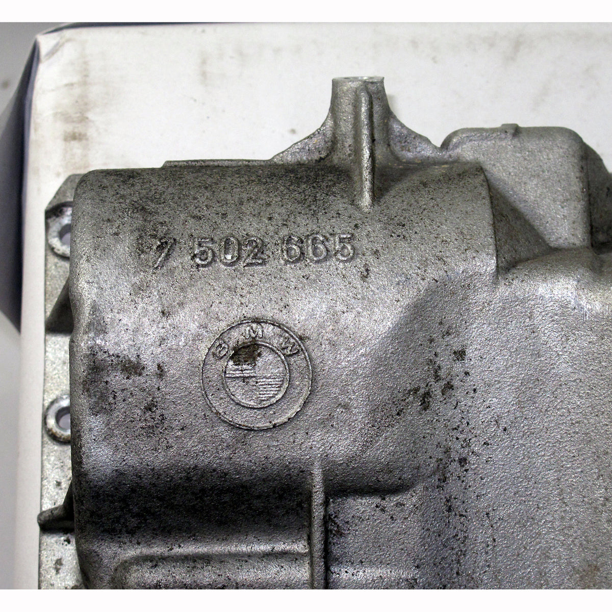 BMW E46 325xi 330xi AWD Early Engine Oil Pan Large Sump OEM 2001 to 09/01