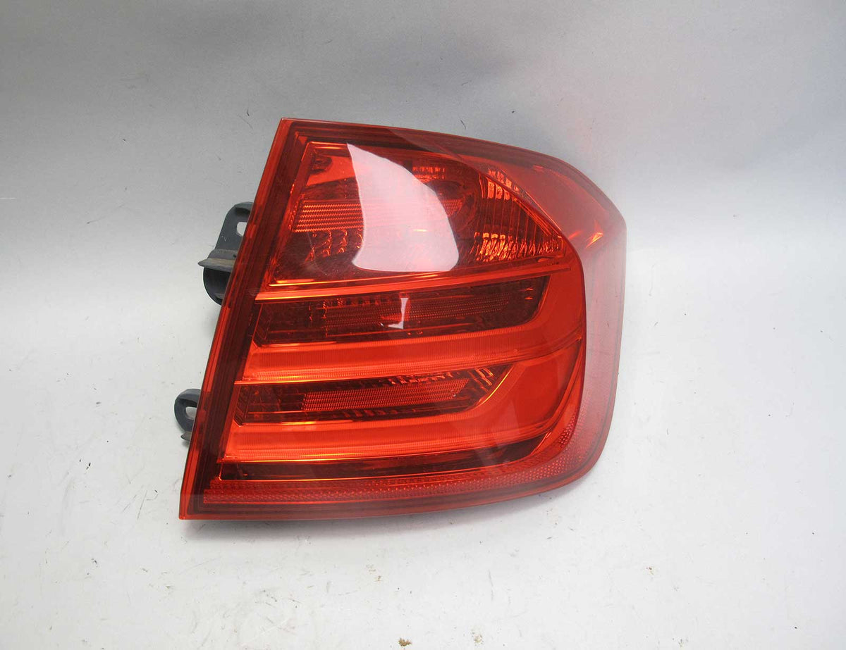 BMW F30 F80 Sedan Early Right Rear Outer Tail Light Lamp LED OEM 2012-2015