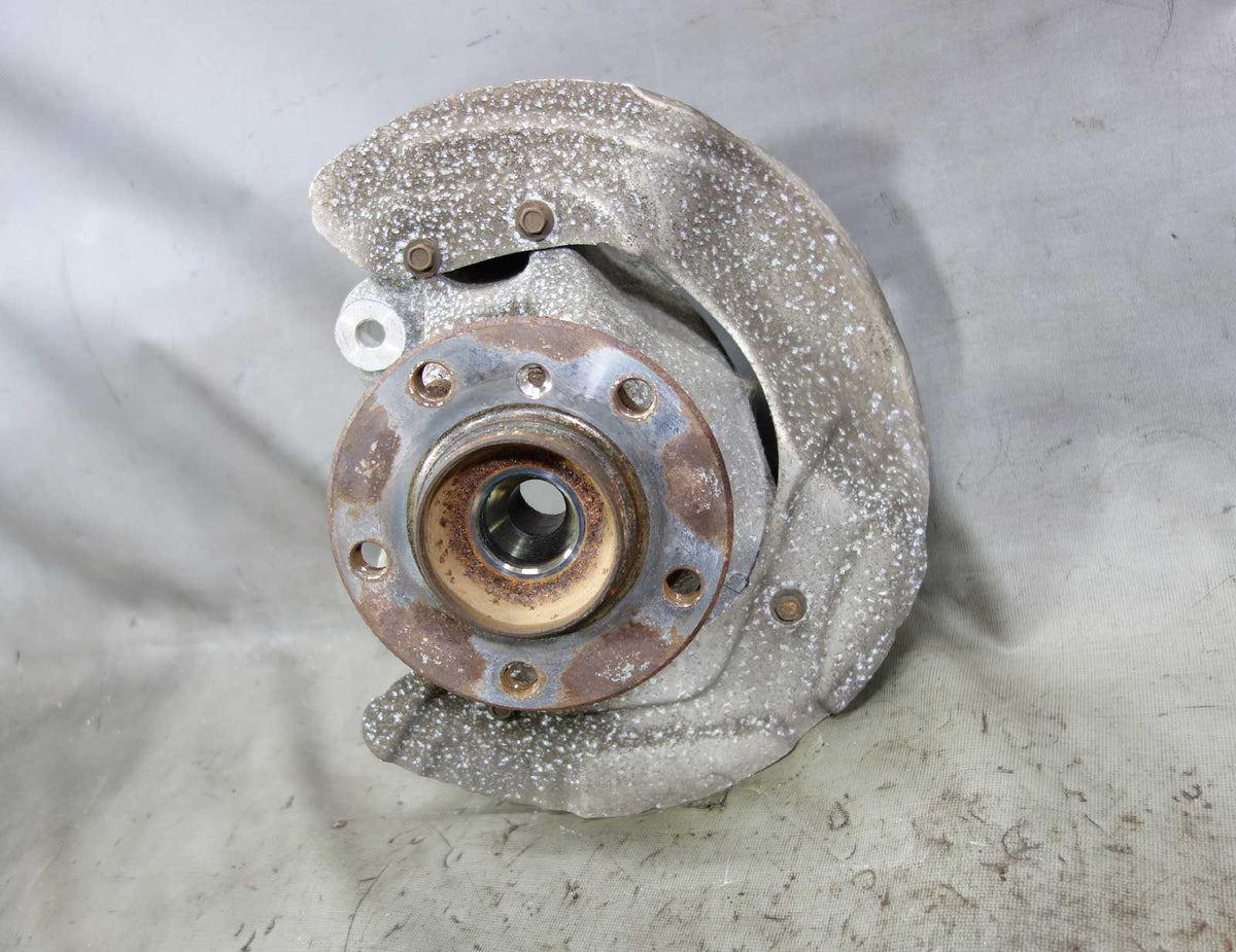 BMW F30 F31 F22 F23 F32 xDrive Right Front Wheel Hub Knuckle Carrier 2013-2021