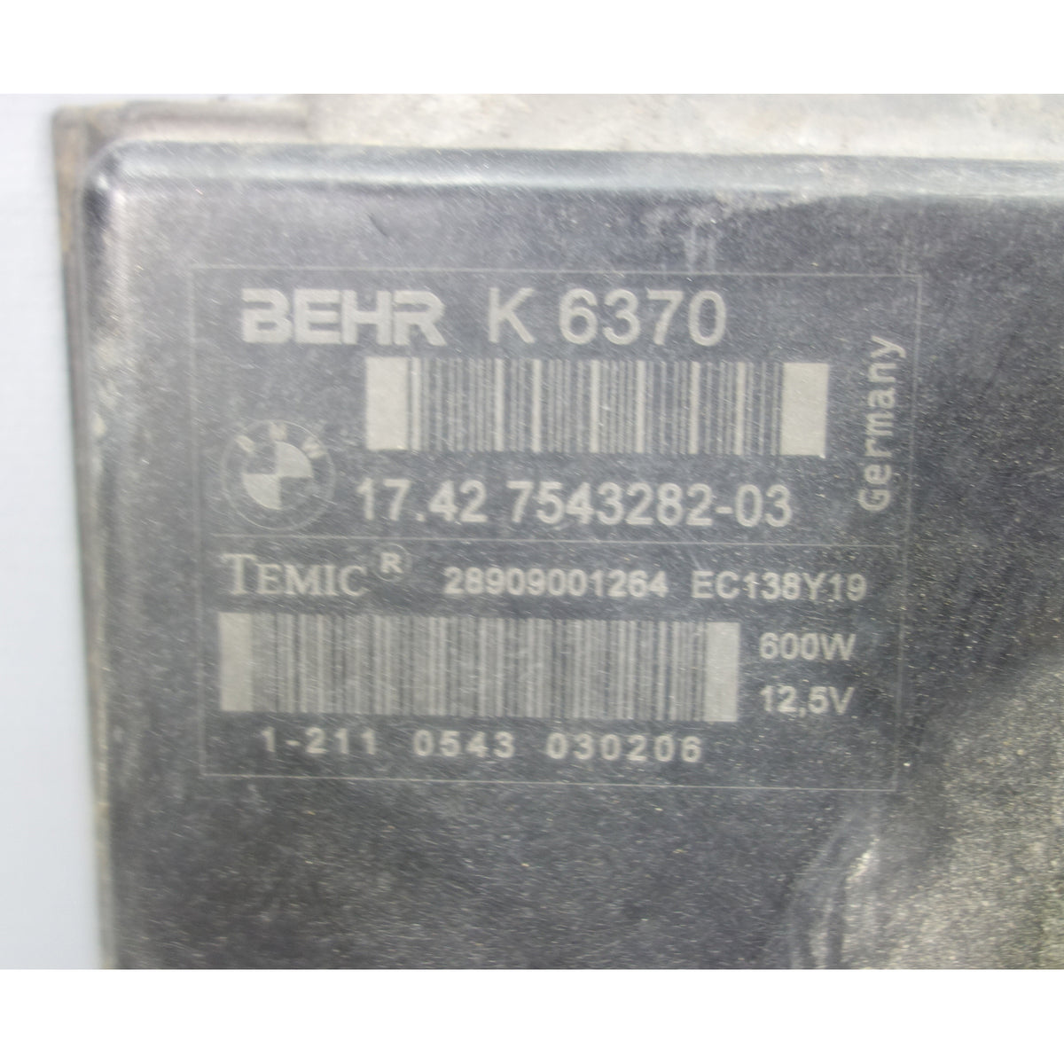 BMW E60 E63 E65 Electric Engine Cooling Fan Assembly 2004-2010 Behr OEM USED