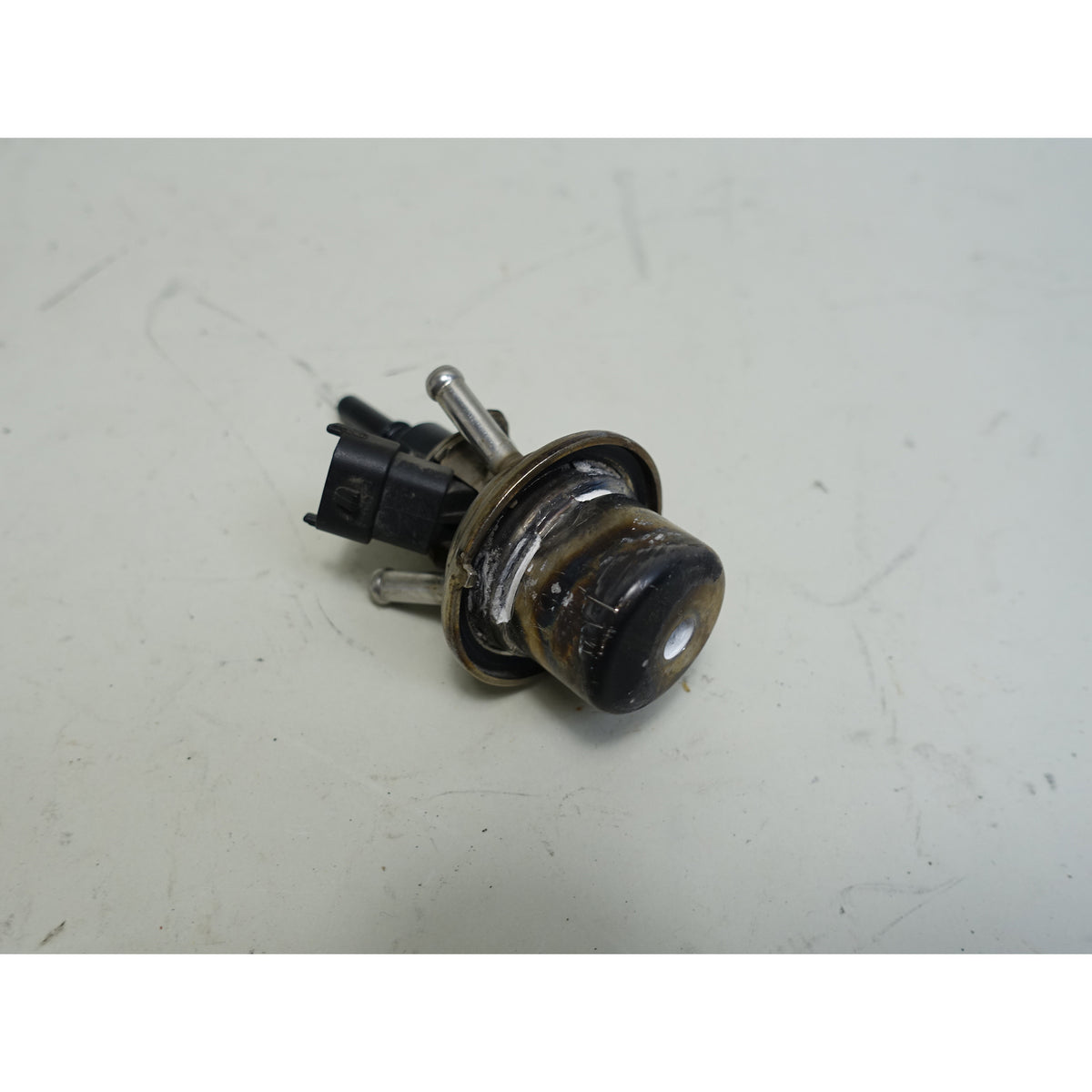 2014-2017 BMW F30 328d F10 535d Diesel SCR DEF Exhaust Fluid Injector OEM