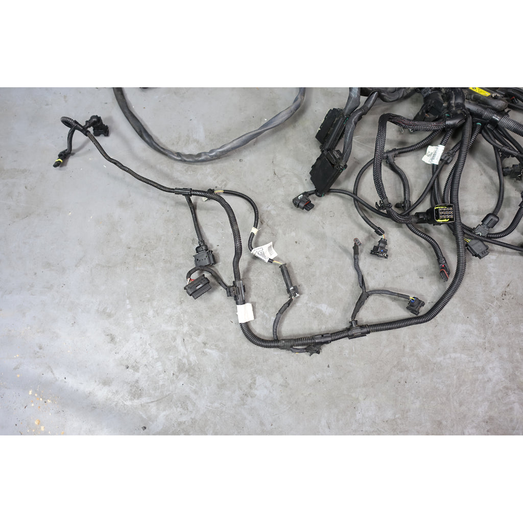 Damaged 2014-2015 BMW F10 550i F06 650i N63N V8 Engine Wiring Harness for Auto