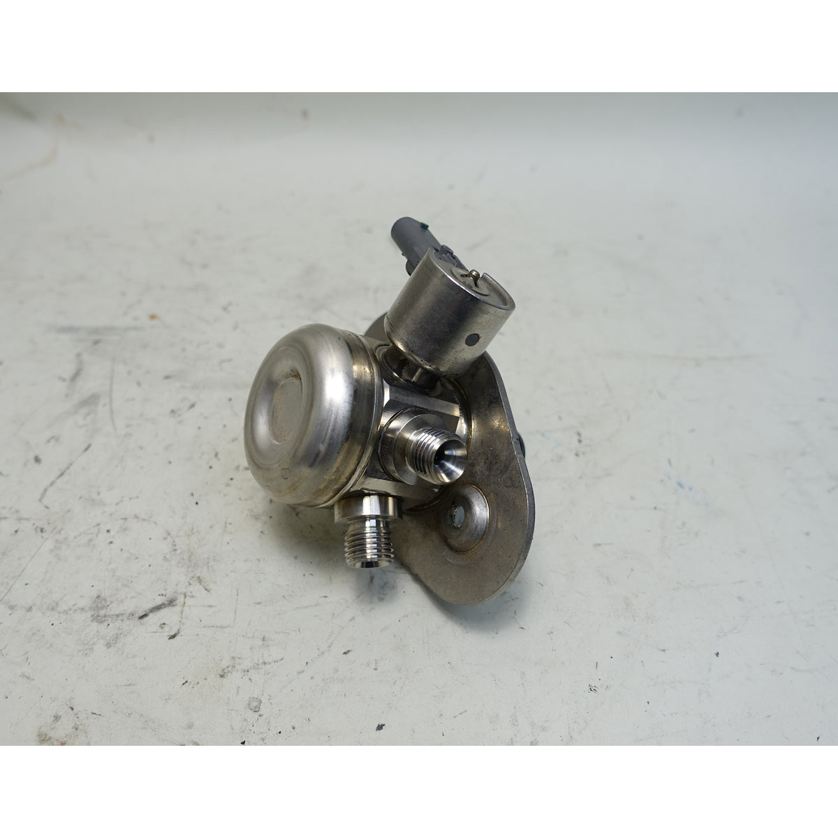 BMW N20 N26 4-Cylinder Turbo Engine Factory High Pressure Fuel Pump HPFP HMK OEM