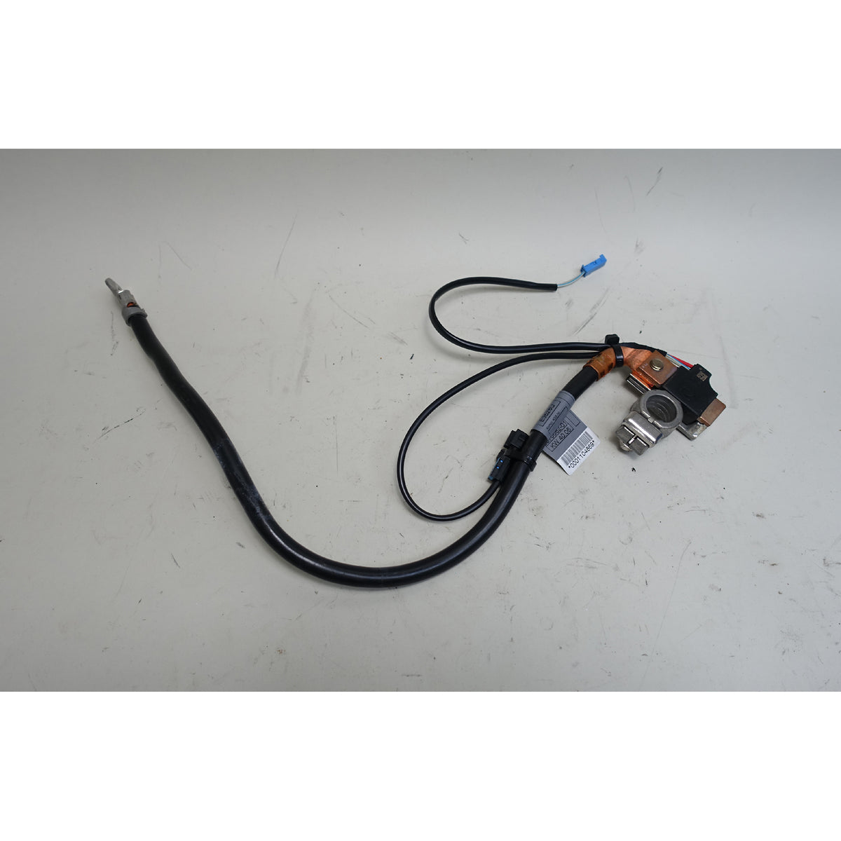 04-07 BMW E63 E64 6-Series Early Negative Black IBS Battery Cable Terminal OEM