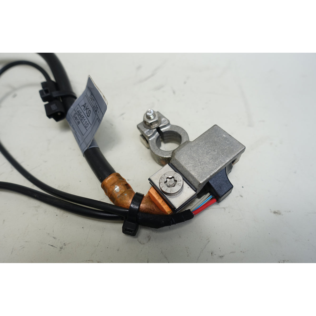 04-07 BMW E63 E64 6-Series Early Negative Black IBS Battery Cable Terminal OEM