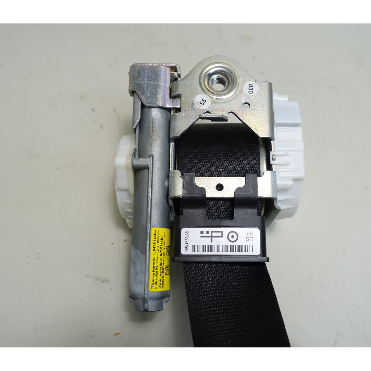 BMW F30 F31 F34 F36 F33 F80 Left Front Driver Seat Belt Strap Black 2012-2019