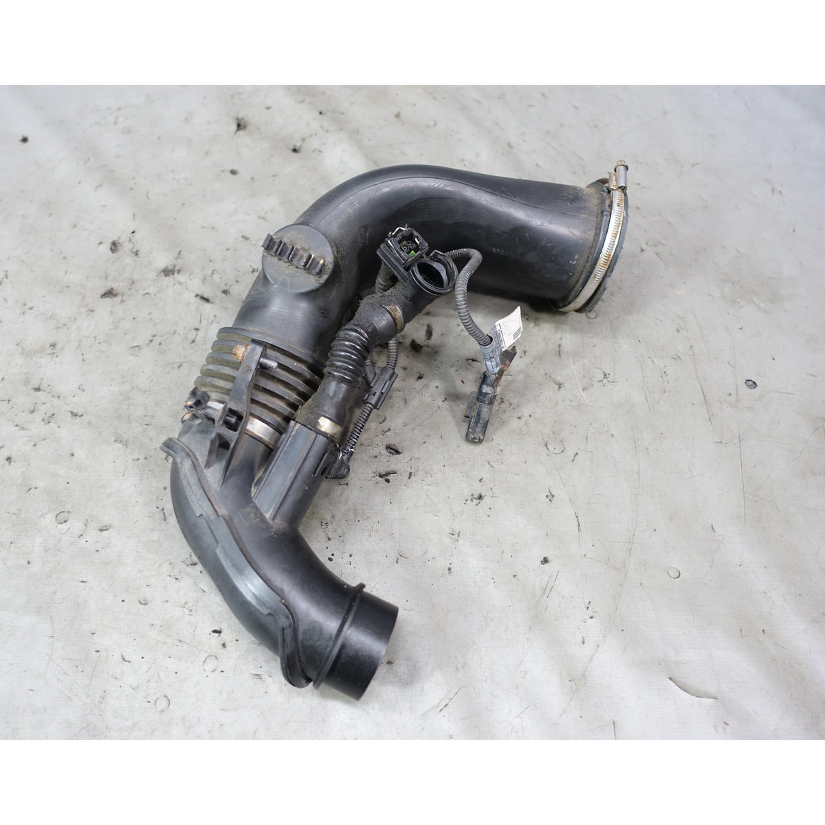 09-13 BMW E70 X5 3.5d xDrive35d M57 Diesel Fresh Air Intake Pipe Tube Boot OEM