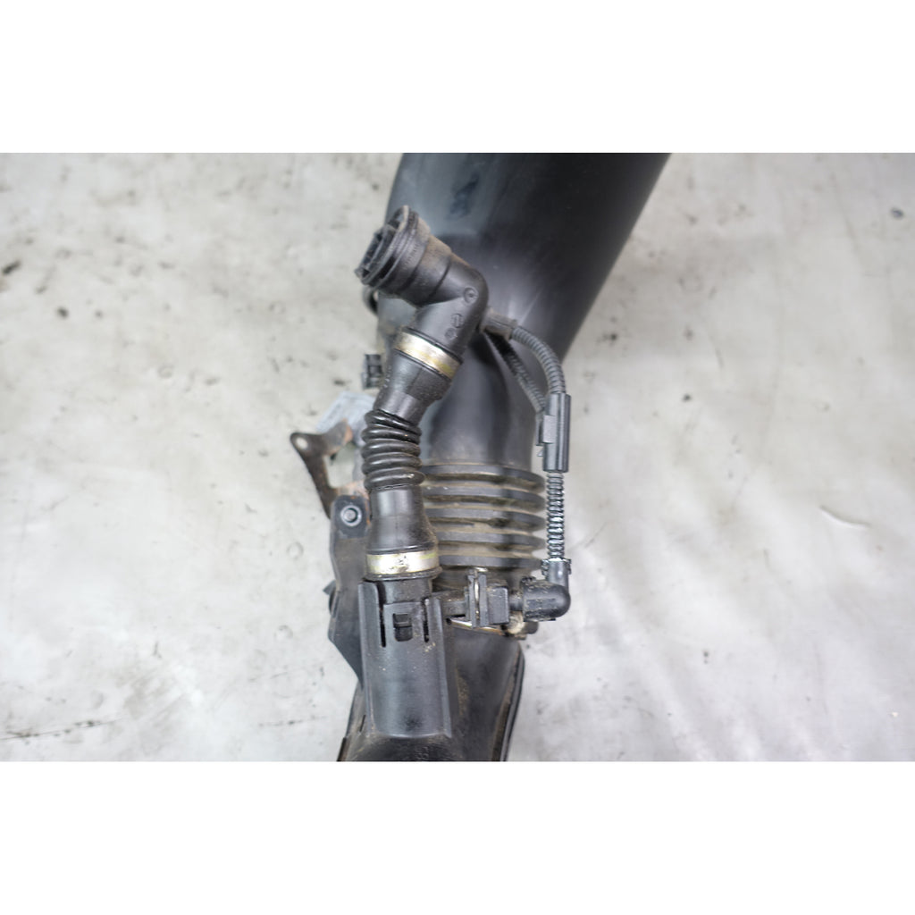 09-13 BMW E70 X5 3.5d xDrive35d M57 Diesel Fresh Air Intake Pipe Tube Boot OEM