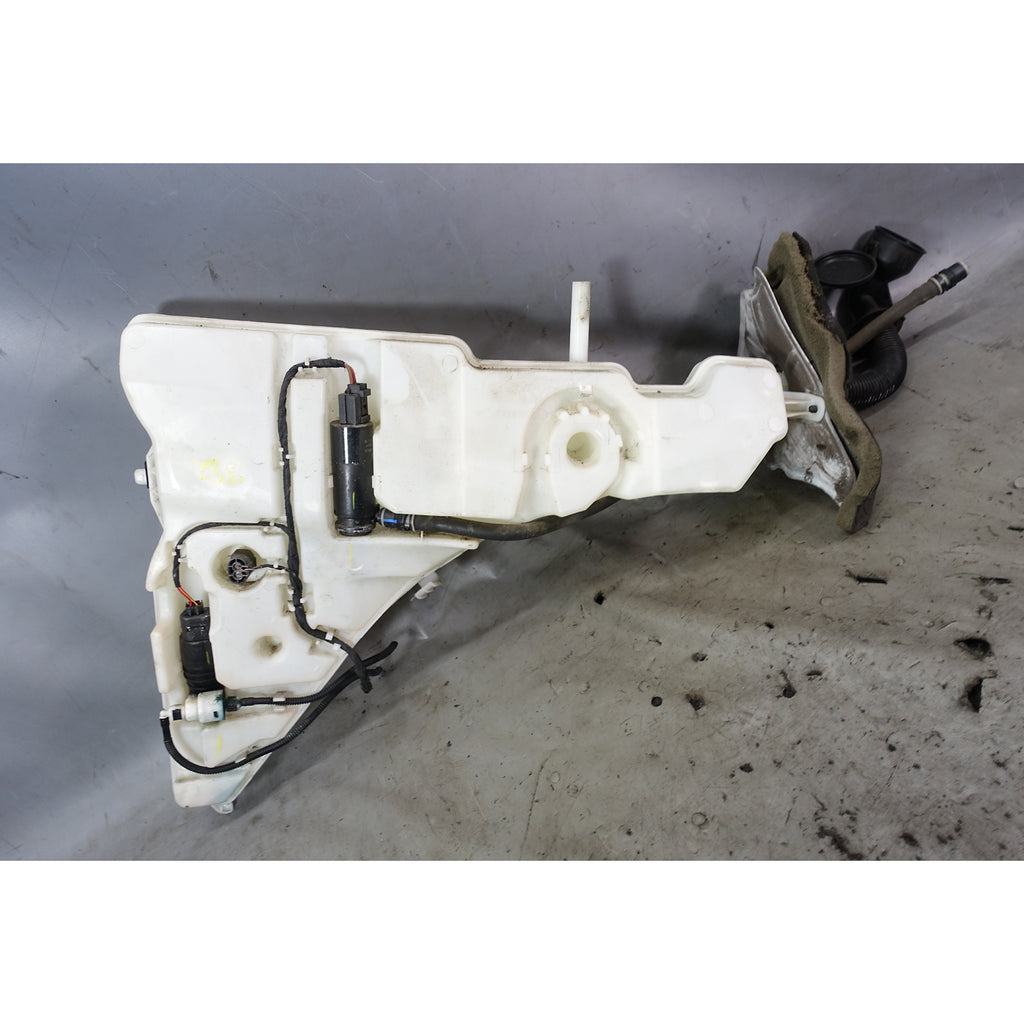 2014-2018 BMW F15 X5 F86 X6M Windshield Washer Fluid Bottle Tank w Headlight OEM