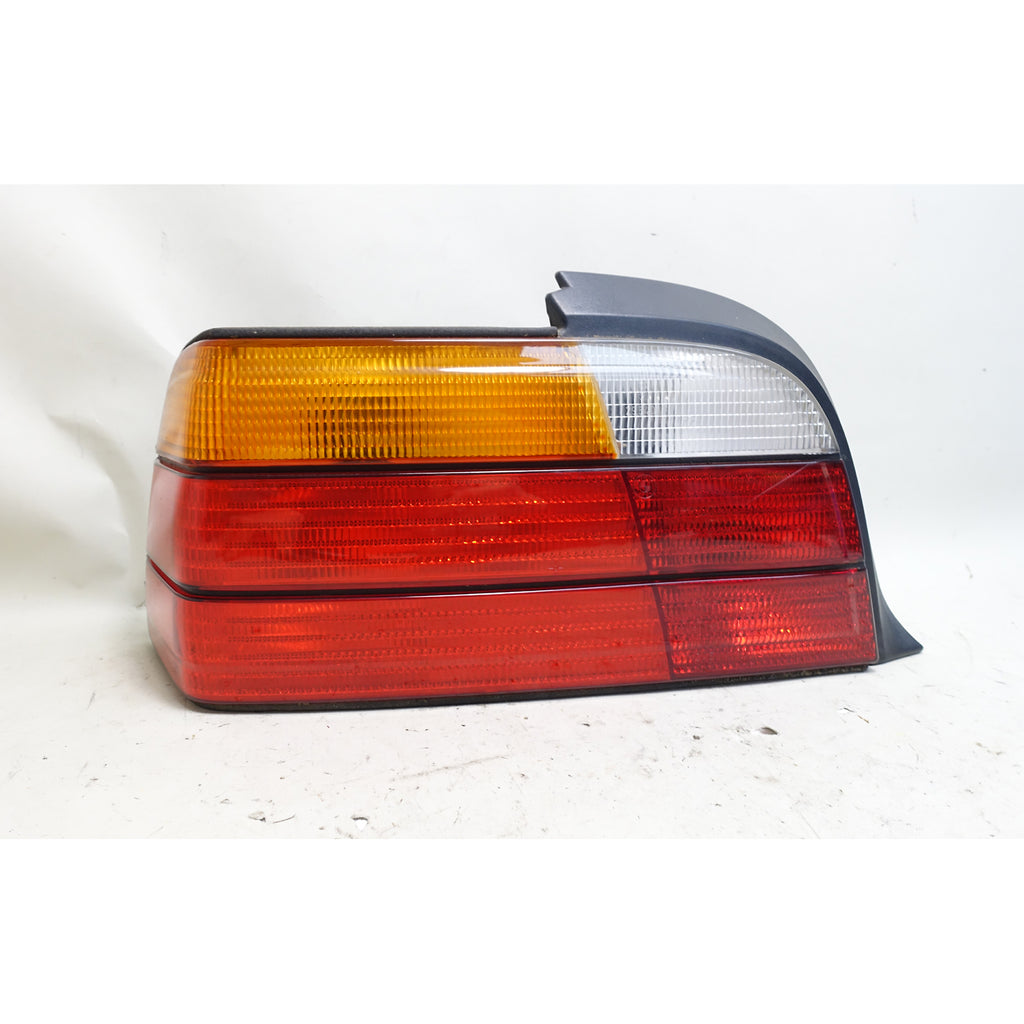 1992-1999 BMW E36 3-Series 2dr Left Rear Driver's Tail Light OEM *Scratches*