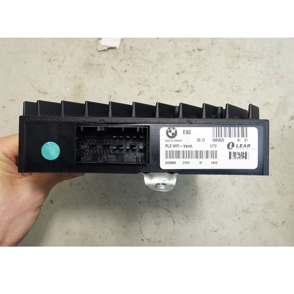 2006-2007 BMW E90 3-Series Sedan Factory HiFi Stereo Audio Amplifier OEM