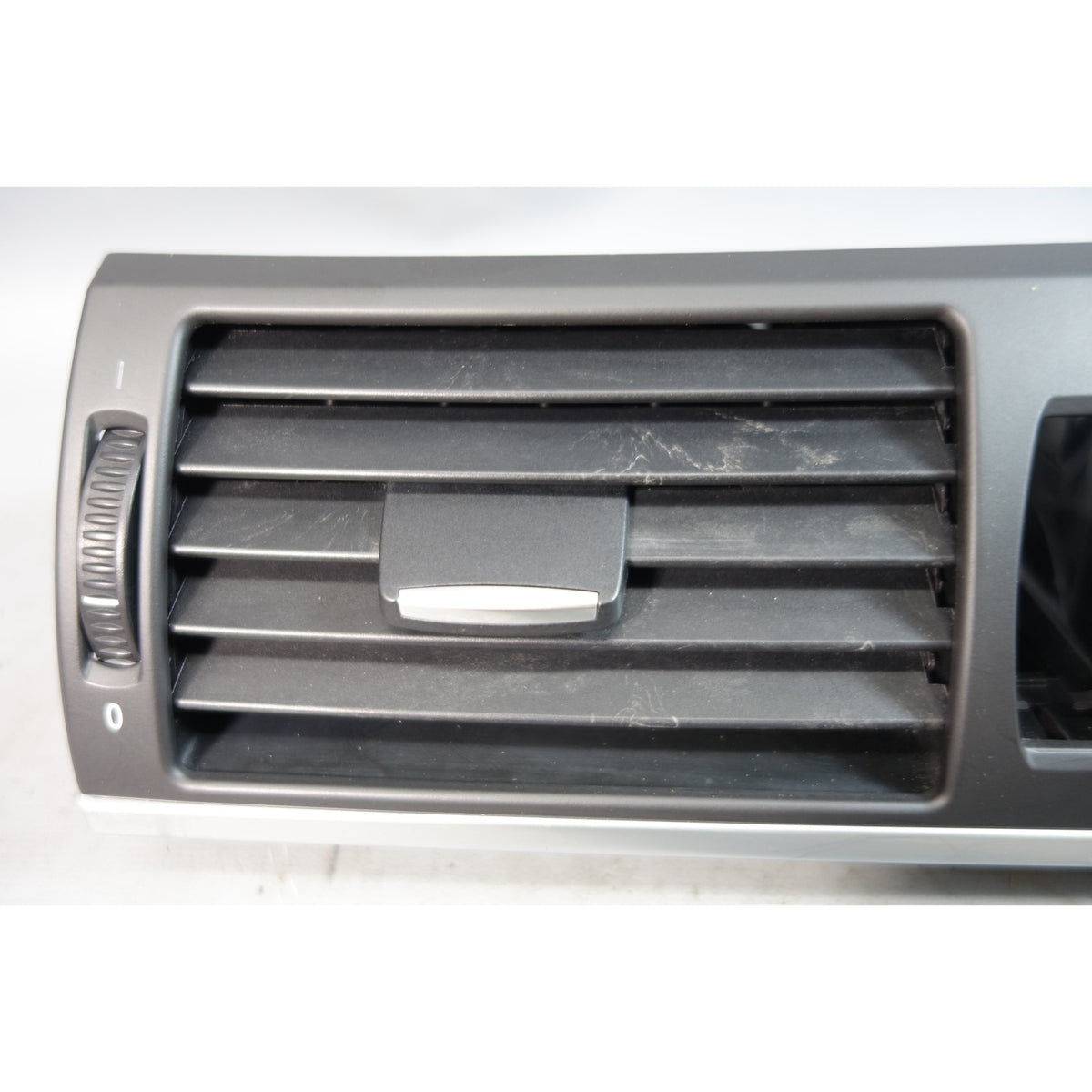 2007-2010 BMW E70 X5 E71 X6 Front Dashboard Center Air Vent Outlet OEM