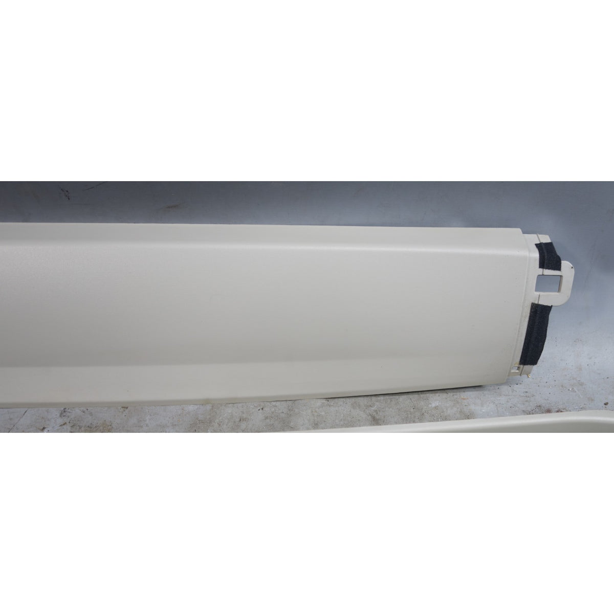07-13 BMW E70 X5 Trunk Lid Interior Upper Window Trim Set Grey OEM