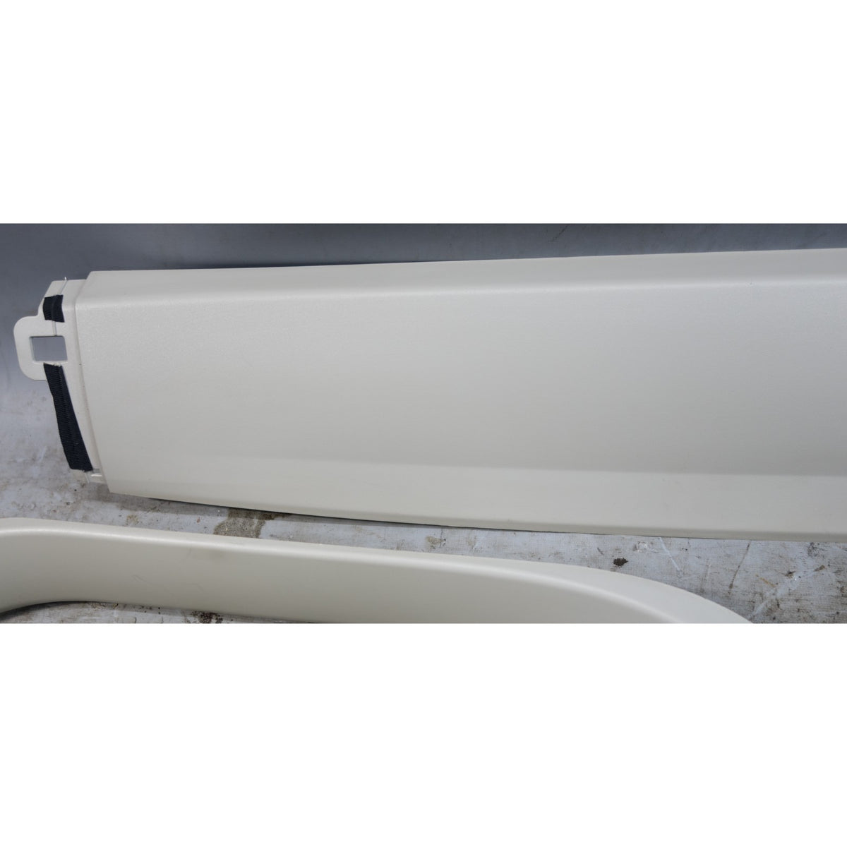 07-13 BMW E70 X5 Trunk Lid Interior Upper Window Trim Set Grey OEM