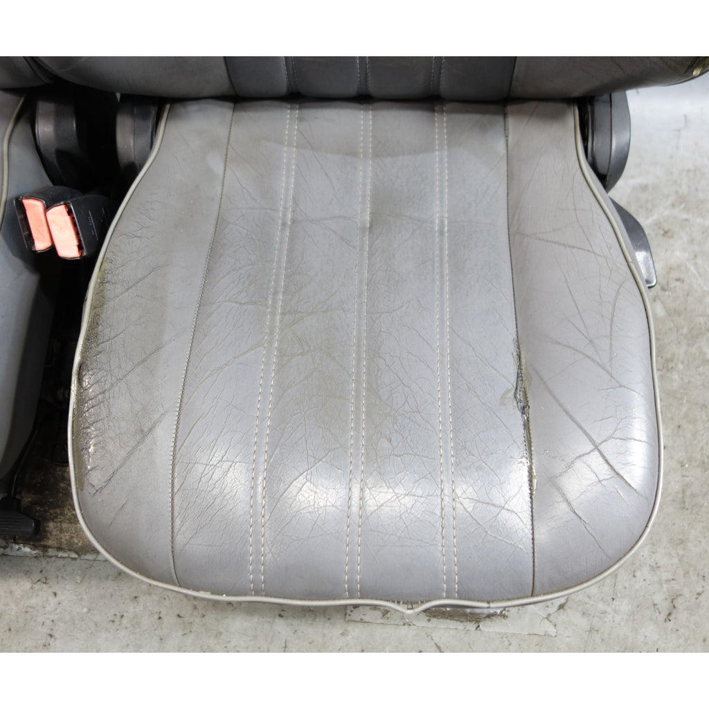 1986-1991 BMW E30 Sedan Basic Front Seat Pair Grey Silver Leather OEM