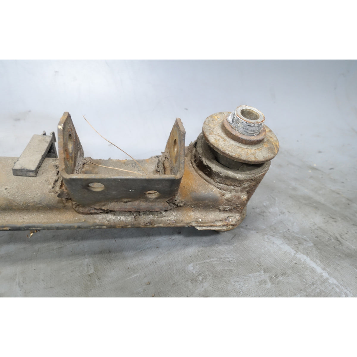 BMW E30 325iX Rear Subframe Axle Carrier Crossmember AWD 1988-1991 OEM