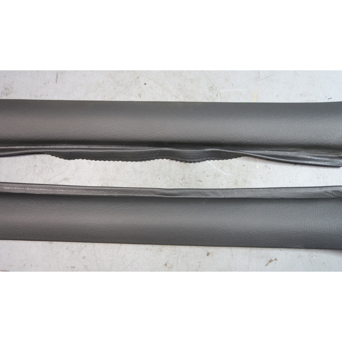 Damaged BMW E30 Front A Pillar Trim Pair Anthracite Black OEM 1984-1993