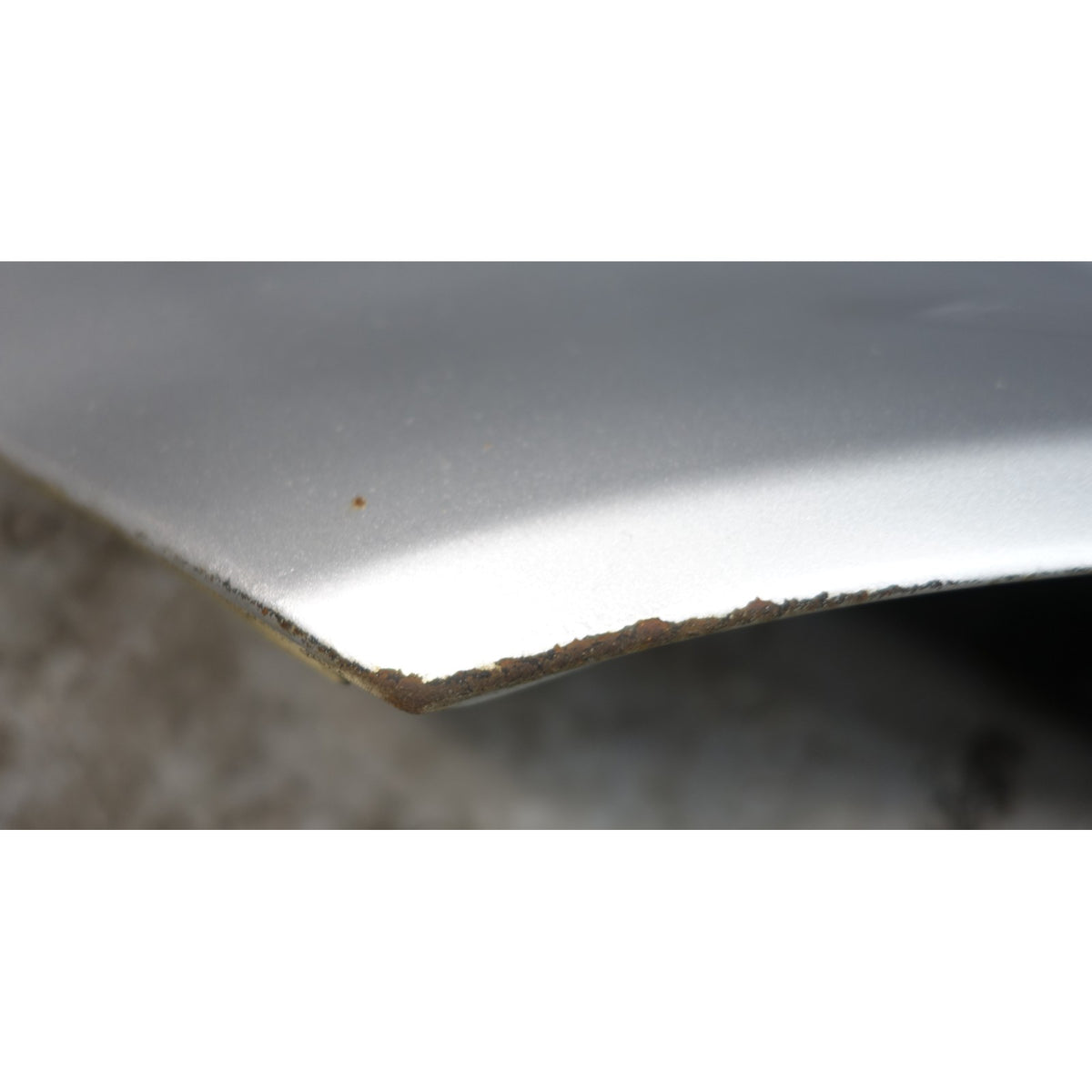 99-01 BMW E46 3-Series 4dr Left Front Fender Quarter Panel Titan Silver OEM