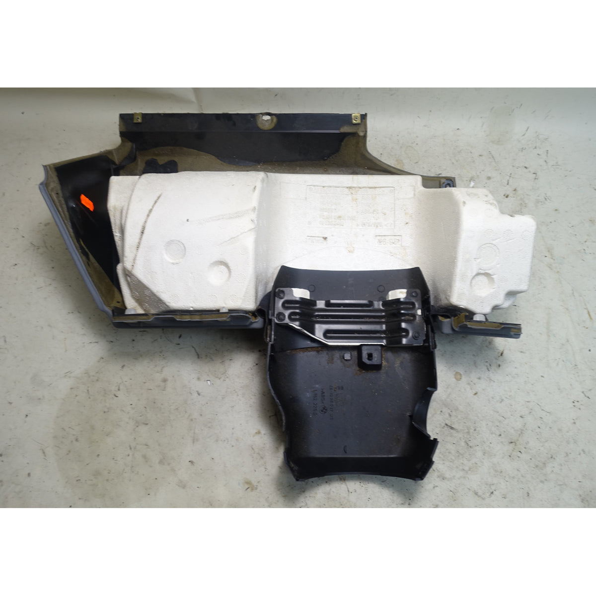BMW E39 Left Driver Lower Knee Bolster Dash Panel Grey OEM 1998-2003