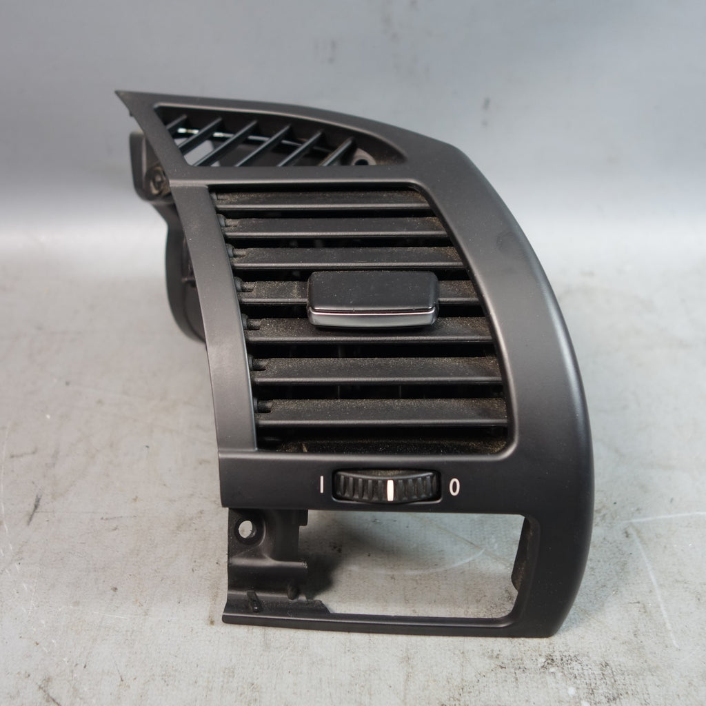 2006-2008 BMW E85 E86 Z4 Late Right Dashboard Air Vent Chrome OEM