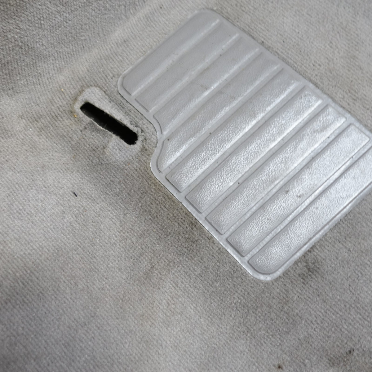 1995-1999 BMW E36 318ti Compact Hatch Floor Covering Carpet Set Grey OEM
