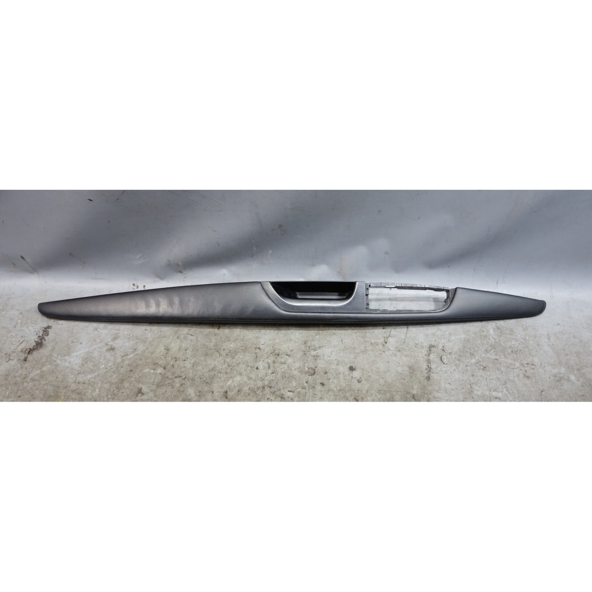08-13 BMW E92 E93 M3 Left Drivers Door Panel Armrest Black Leather OEM *Damage*