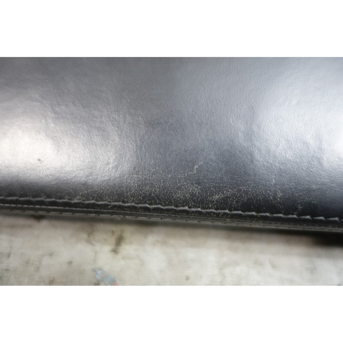 08-13 BMW E92 E93 M3 Left Drivers Door Panel Armrest Black Leather OEM *Damage*