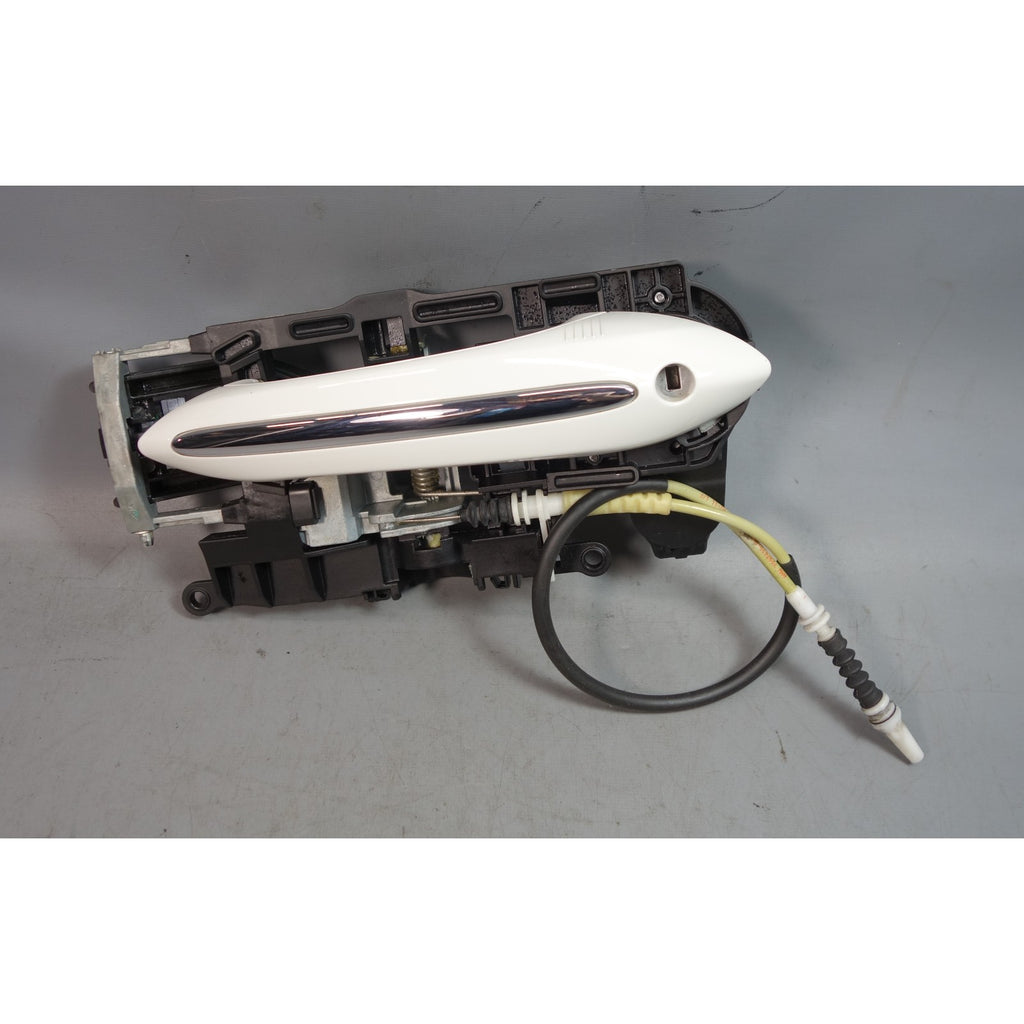 BMW F10 Left Front Exterior Door Handle Comfort Alpine White OEM 11-16 5-Series