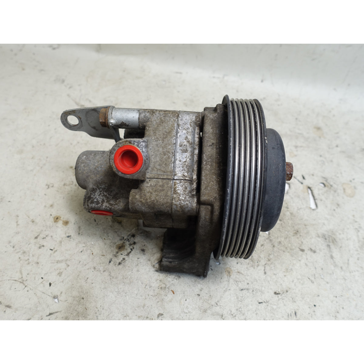 BMW E34 525i M50 Early ZF Power Steering Vane Pump 130 Bar 1991 OEM