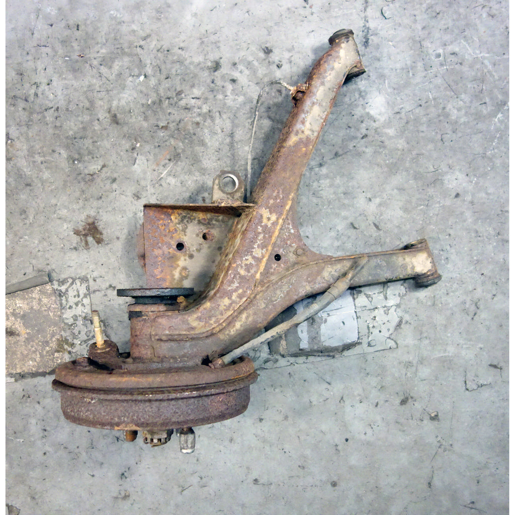 1967-1976 BMW 114 1602 2002 Left Rear Trailing Control Arm Wheel Hub OEM *Note*