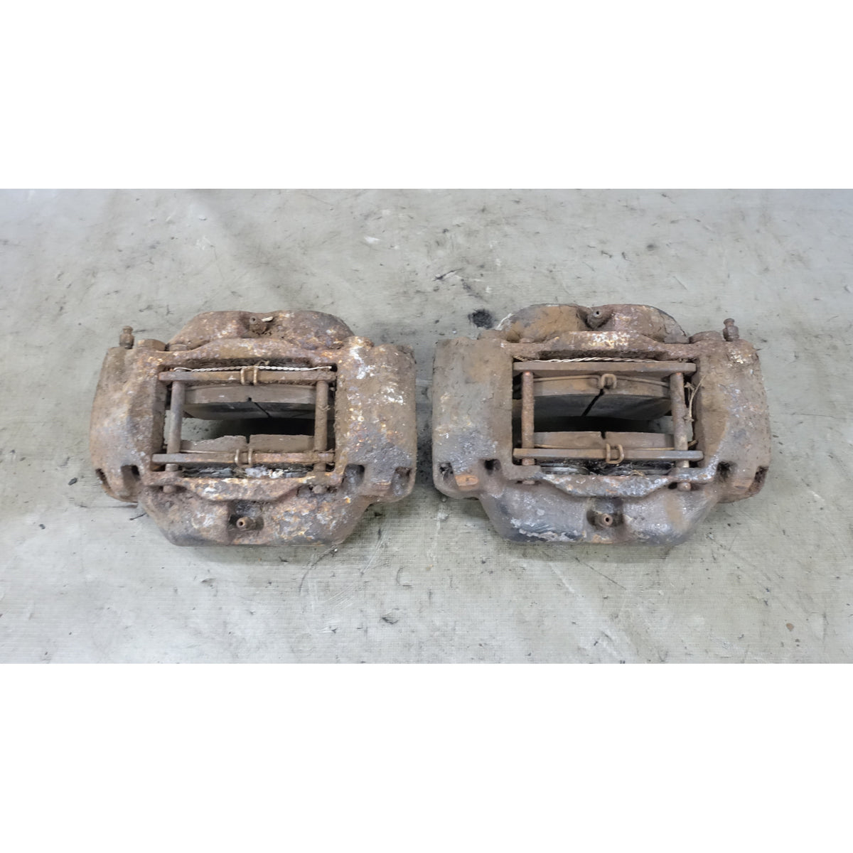 BMW 114 1602 2002 Front 4-Piston Brake Caliper Pair OEM 1967-1976