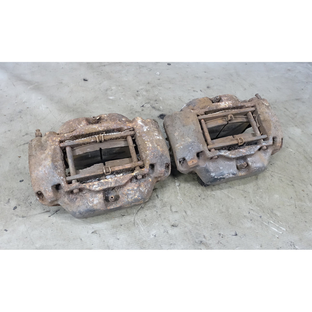 BMW 114 1602 2002 Front 4-Piston Brake Caliper Pair OEM 1967-1976