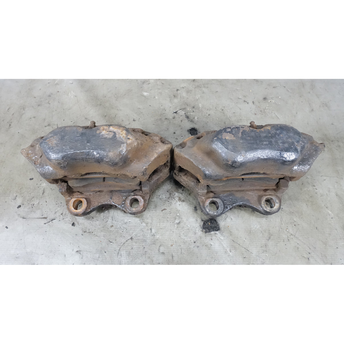 BMW 114 1602 2002 Front 4-Piston Brake Caliper Pair OEM 1967-1976