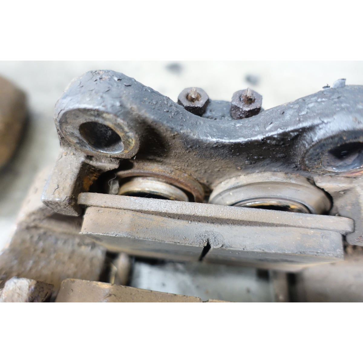 BMW 114 1602 2002 Front 4-Piston Brake Caliper Pair OEM 1967-1976