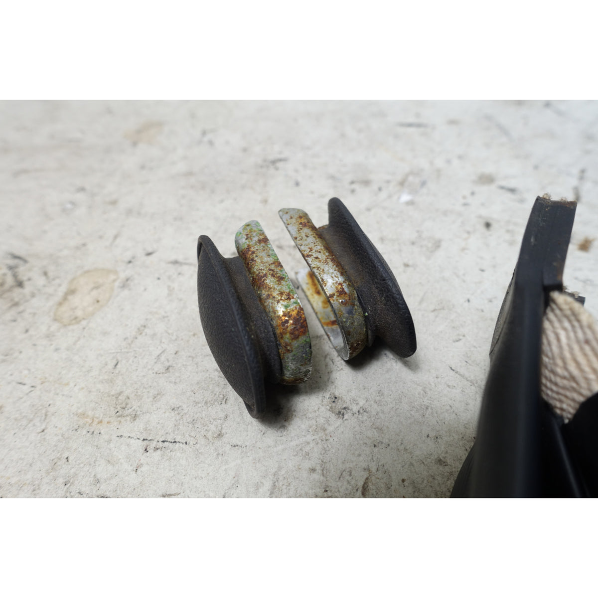 Damaged BMW E3 2002 E24 B-Pillar Black Grab Strap Handle Pair OEM 1968-1988